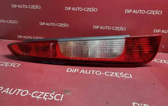 Ford C-MAX I Rear/tail lights 3M5113N411