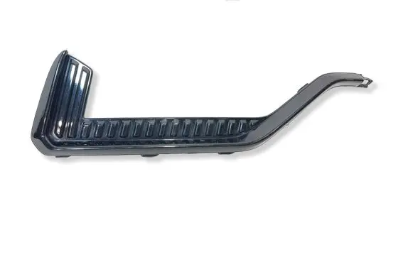 Volvo XC60 Rear bumper trim bar molding 32136213