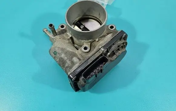 Toyota Auris E180 Throttle body valve 220300T110 IMPRK1555369