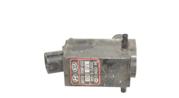 Hyundai i40 Windscreen/windshield washer pump 985102J000