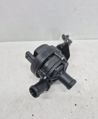Volkswagen Golf VIII Electric auxiliary coolant/water pump 0392023421 2Q0965567B