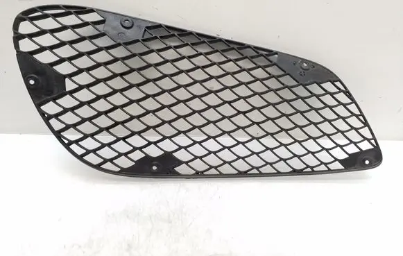 Mercedes-Benz E W212 Front bumper lower grill A2128850623