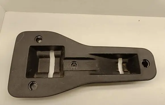 Chrysler Pacifica Other rear door trim element 6CT83TRMAB