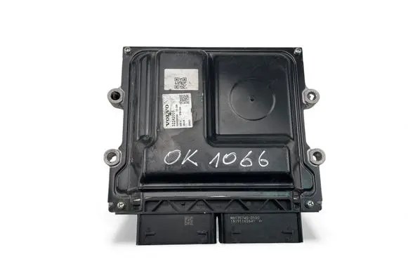 Volvo S90, V90 Engine control unit/module ECU 32242005