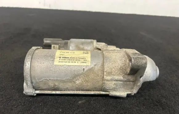 Mercedes-Benz E W213 Starter motor A6549061400 0001174612