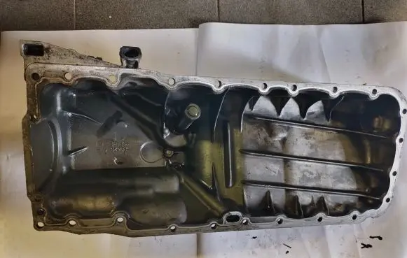 BMW 5 F10 F11 Oil sump 11137800322