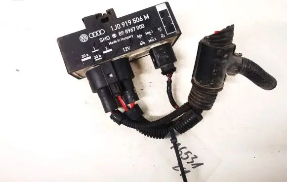 Skoda Fabia Mk1 (6Y) Coolant fan relay 1j0919506m 898967000