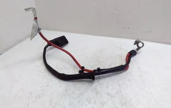 Volkswagen PASSAT B8 Positive cable (battery) 5Q0971228K