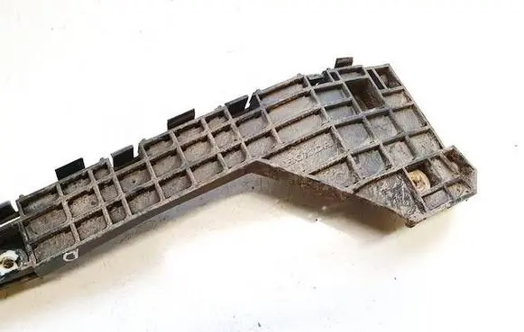 Honda FR-V Rear bumper mounting bracket