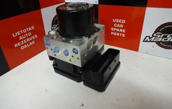 Volvo V70 ABS Pump P31400543