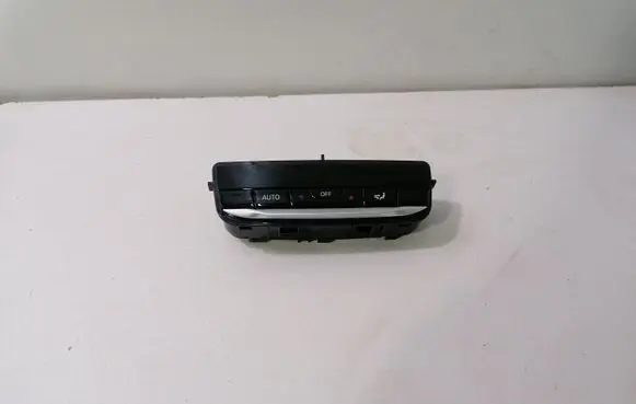 BMW 3 G20 G21 Interior fan control switch 9493012