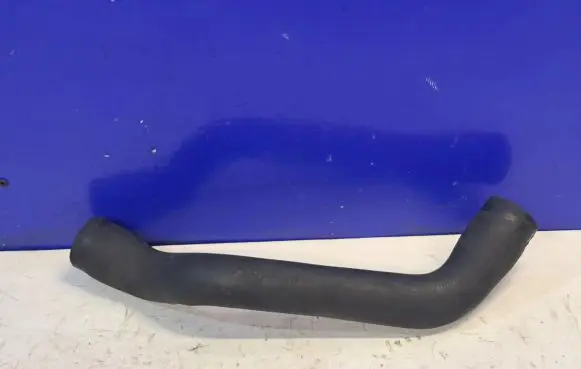 Volvo XC90 Engine coolant pipe/hose 30680913