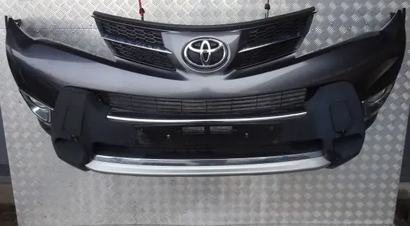 Toyota RAV 4 (XA40) Front bumper 52110-42A0