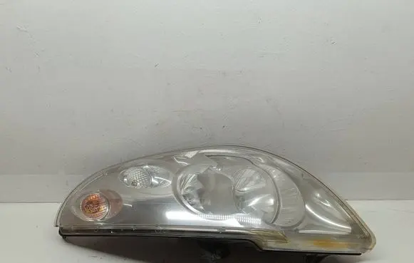 Renault Master III Headlight/headlamp 17064601 17064603