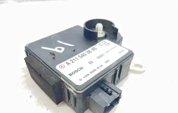 Mercedes-Benz E W211 Charging relay A2115403845