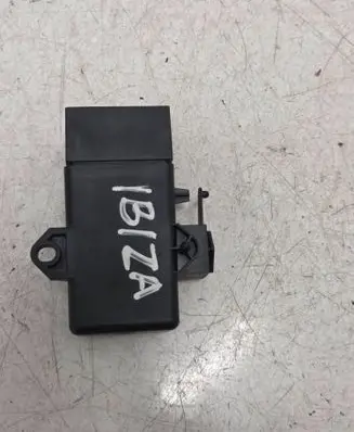 Seat Ibiza IV (6J,6P) Seat heating relay 6R0959772D