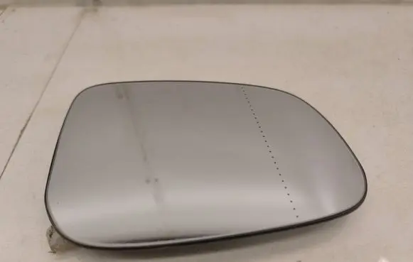 Volvo V40 Wing mirror glass 3001892