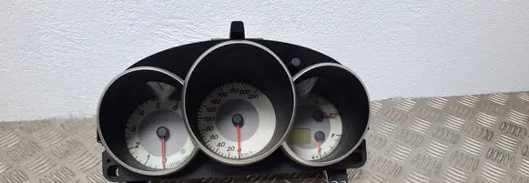 Mazda 3 I Speedometer (instrument cluster) 8lbs3pa