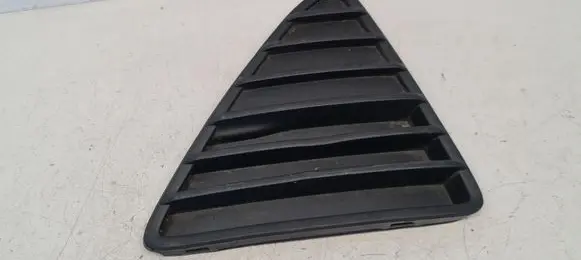 Ford Focus Front bumper lower grill BM5117K946A