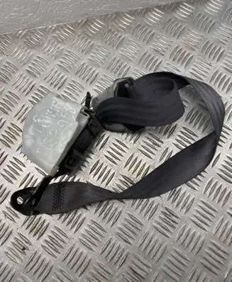 Mitsubishi Pajero Sport I Front seatbelt Tkab2en229