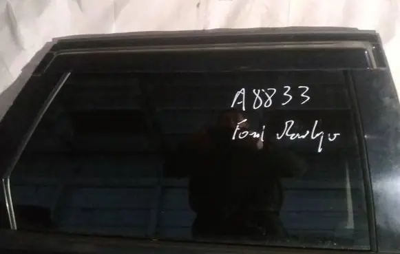 Ford Mondeo MK IV Rear door window glass 