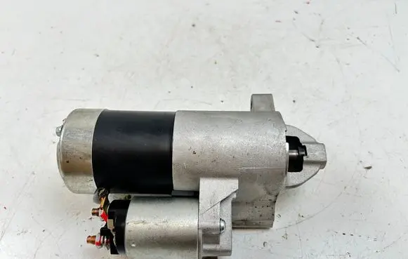 Jeep Cherokee III KJ Starter motor CST35232AS