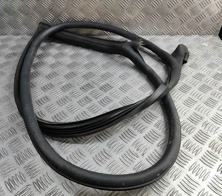 Audi A5 Rubber seal front coupe door 8W8831707A