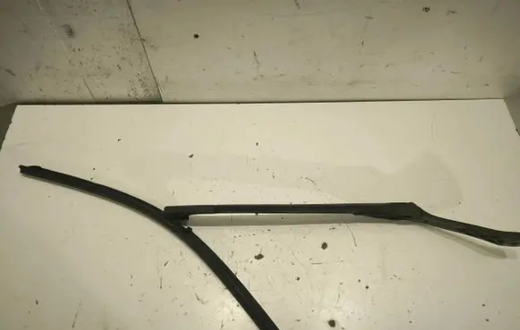 Volkswagen Phaeton Windshield/front glass wiper blade 3D1955409