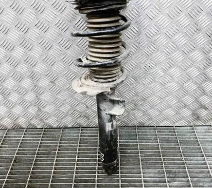 BMW 2 F22 F23 Front shock absorber/damper 22288673 6863136