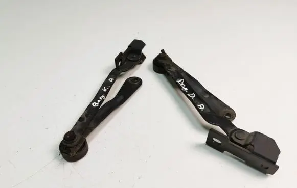 Volvo XC90 Tailgate/trunk/boot hinge 8659076