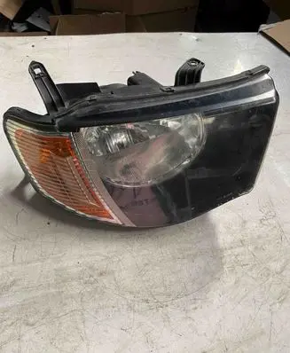 Mitsubishi L200 Headlight/headlamp 90736300