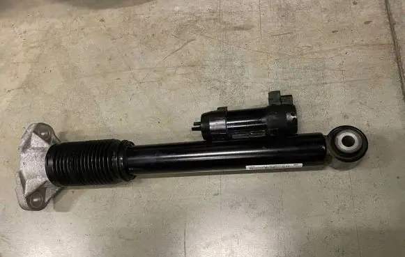 Mercedes-Benz GLS X167 Rear shock absorber/damper A1673200402 F4BL3L994W6 19106Q0020407