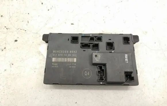 Mercedes-Benz E W211 Door control unit/module A2118701326 2118701326