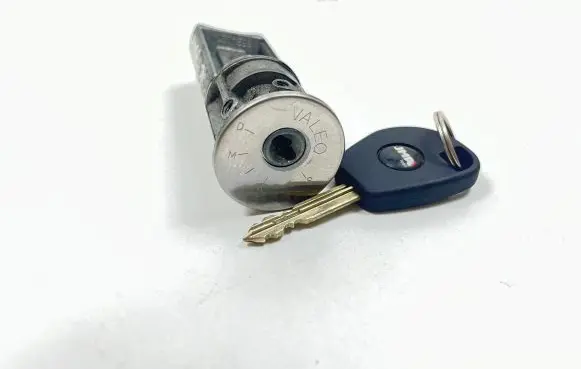 Citroen Xsara Picasso Ignition lock