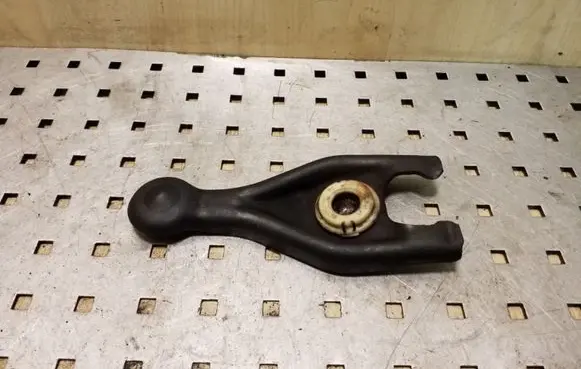 Peugeot 508 Clutch release arm fork 9629372980