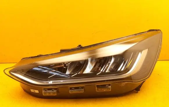 Ford Focus Headlight/headlamp NX7B13E015CF