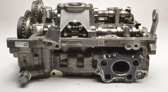 Mini One - Cooper F56 F55 Engine head 8638087