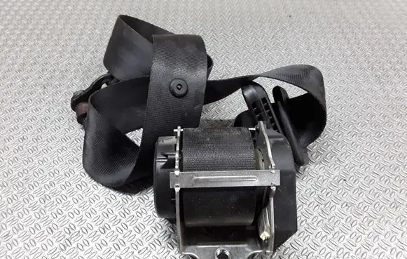 Renault Sandero I Front seatbelt 621088800