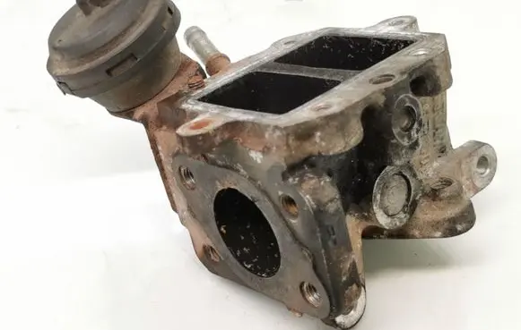 Mitsubishi Outlander EGR valve 103557