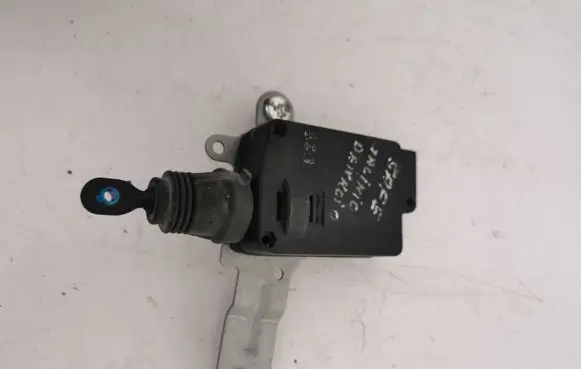 Hyundai Santa Fe Door central lock control unit/module 