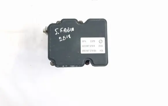 Skoda Fabia Mk3 (NJ) ABS Pump 6C0907379R 6R0907379BA