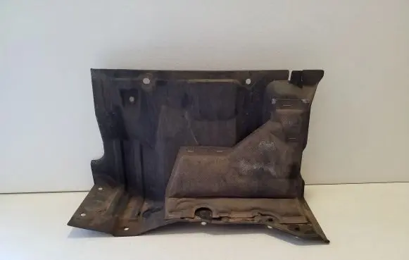Mitsubishi Outlander Engine splash shield/under tray 5370A808