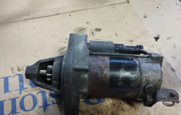 Honda FR-V Starter motor