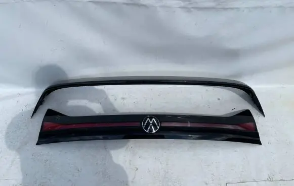 Volkswagen T-Cross Tailgate/trunk spoiler 2GM827577 2GM827933