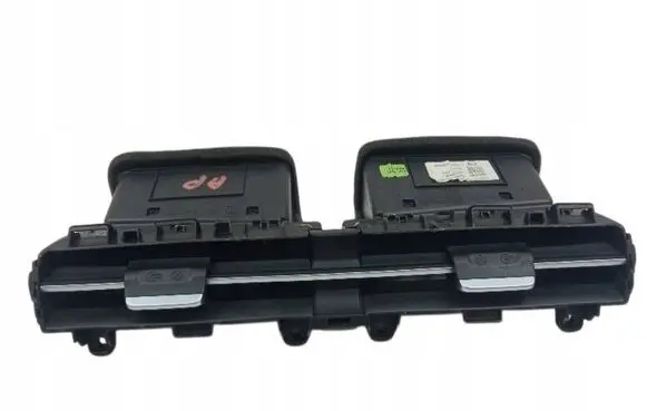 Hyundai Tucson TL Dashboard air vent grill cover trim 97410N7000