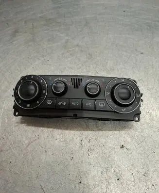 Mercedes-Benz C W203 Climate control unit A2038303485 F011500039