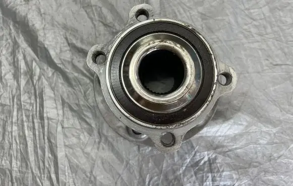 Mercedes-Benz GLE W167 Front upper strut mount A1673340300