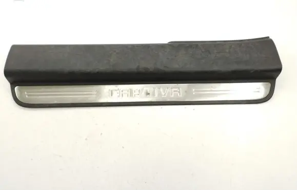 Chevrolet Captiva Front sill trim cover 20832149