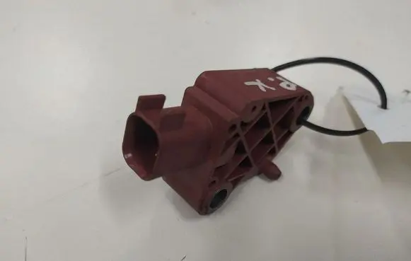 Volvo V50 Airbag deployment crash/impact sensor 30737138 MRSA5 8840A6