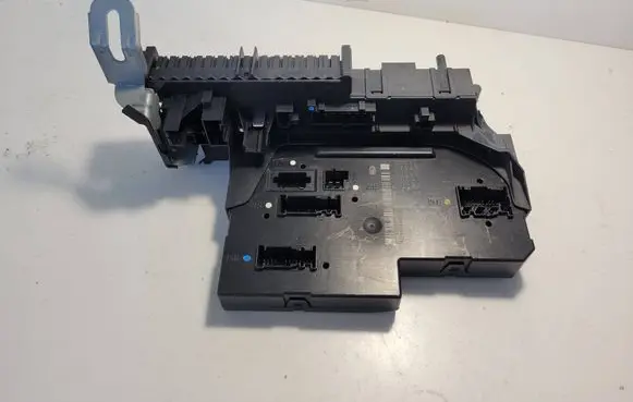 Mercedes-Benz E W212 SAM control unit 2129003602 2125454032 5DK00962046